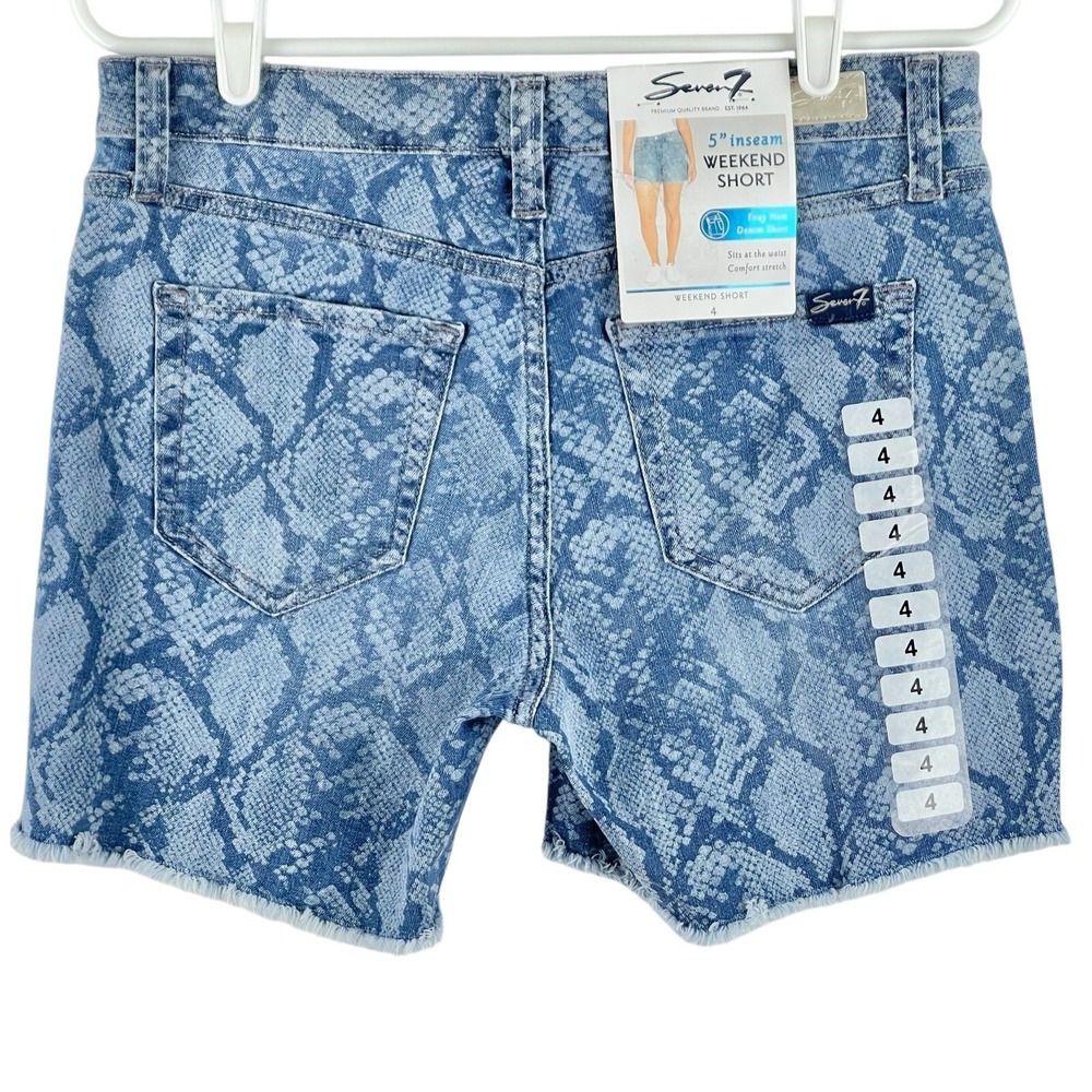 NWT Seven7 Women's Weekend Denim Shorts Size 4 Python Indigo 5" Inseam Fray Hem